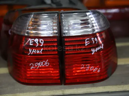 Задний левый правый фонарь (фара, плафон, стоп, габарит) универсал BMW Е39 за 10 000 тг. в Алматы
