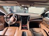 Cadillac Escalade 2018 годаүшін26 000 000 тг. в Актау – фото 2