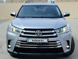 Toyota Highlander 2016 года за 14 000 000 тг. в Атырау