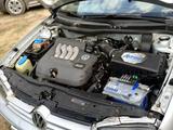 Volkswagen Golf 2000 года за 2 000 000 тг. в Алматы – фото 5