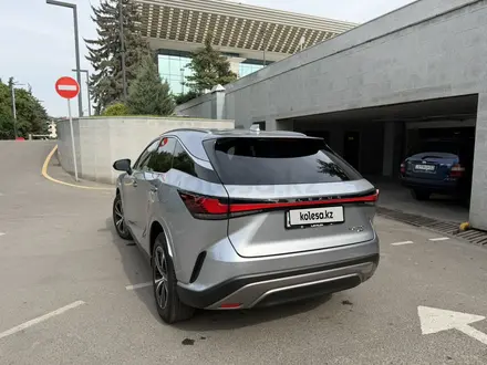 Lexus RX 350 2023 года за 29 500 000 тг. в Алматы – фото 13