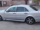 Mercedes-Benz C 280 1995 года за 2 000 000 тг. в Караганда – фото 4