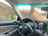 Toyota Camry 2004 годаүшін4 500 000 тг. в Ленгер – фото 3