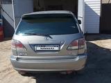 Lexus RX 300 2002 годаүшін5 500 000 тг. в Сатпаев – фото 2