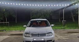 Volkswagen Golf 2003 годаүшін2 100 000 тг. в Алматы