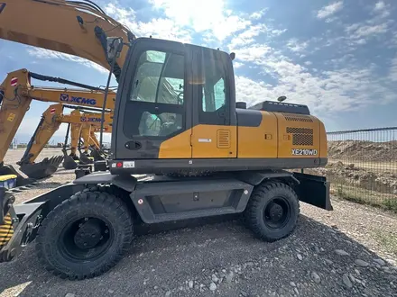 XCMG  XE210WD 2026 года за 65 950 000 тг. в Алматы
