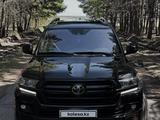 Toyota Land Cruiser 2019 года за 36 000 000 тг. в Петропавловск
