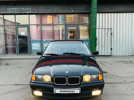 BMW 328 1991 года за 1 800 000 тг. в Алматы – фото 2