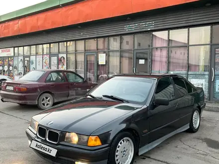BMW 328 1991 года за 1 800 000 тг. в Алматы