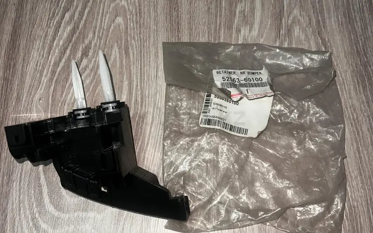 Крепление заднего бампера под фонарем левый Lexus LX 570, 12-15 г. за 10 000 тг. в Астана