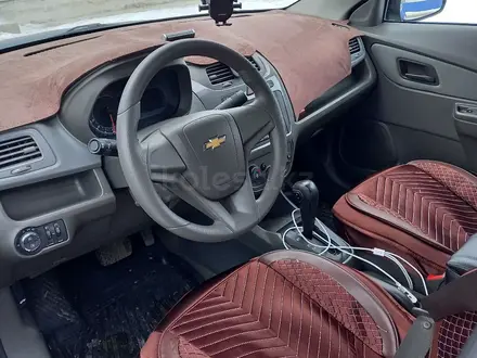 Chevrolet Cobalt 2021 года за 6 100 000 тг. в Уральск – фото 2