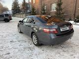 Toyota Camry 2007 годаүшін6 500 000 тг. в Петропавловск – фото 2