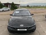 Hyundai Elantra 2023 года за 8 190 000 тг. в Алматы – фото 2