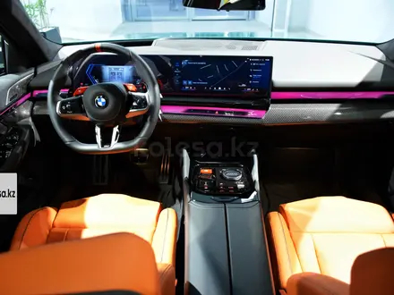 BMW M5 2025 года за 90 000 000 тг. в Алматы – фото 25
