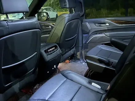 Cadillac Escalade 2023 года за 45 000 000 тг. в Алматы – фото 10