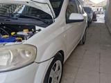 Chevrolet Aveo 2013 годаүшін2 200 000 тг. в Актау – фото 2