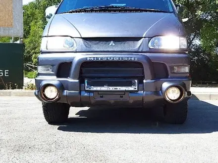 Mitsubishi Delica 2005 года за 8 800 000 тг. в Алматы – фото 4