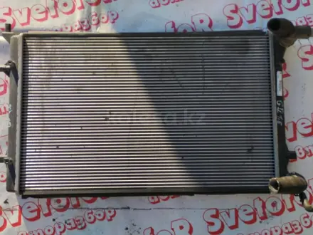 Радиатор охлаждения кондиционера основной Volkswagen Passat Golf Touareg за 40 000 тг. в Алматы
