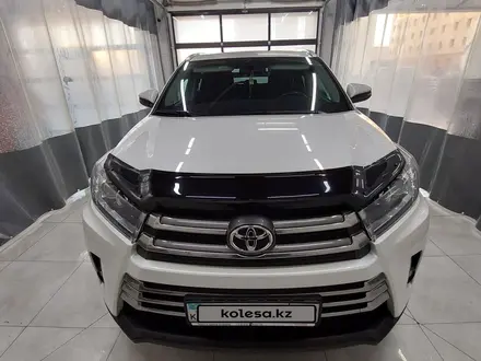 Toyota Highlander 2019 года за 26 000 000 тг. в Актау – фото 14