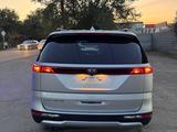 Kia Carnival 2021 года за 11 800 000 тг. в Шымкент – фото 3