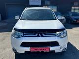Mitsubishi Outlander 2012 годаүшін6 590 000 тг. в Усть-Каменогорск – фото 2