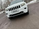 Jeep Grand Cherokee 2014 года за 15 000 000 тг. в Караганда