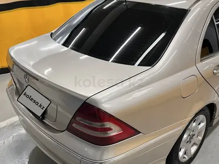 Mercedes-Benz C 240 2004 года за 4 300 000 тг. в Астана – фото 9