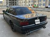 BMW 740 1995 годаүшін3 500 000 тг. в Актау