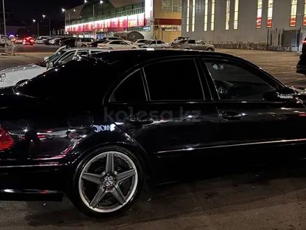 Mercedes-Benz E 55 AMG 2005 года за 7 500 000 тг. в Алматы – фото 5