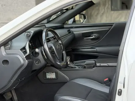 Lexus ES 250 2019 года за 18 000 000 тг. в Алматы – фото 8