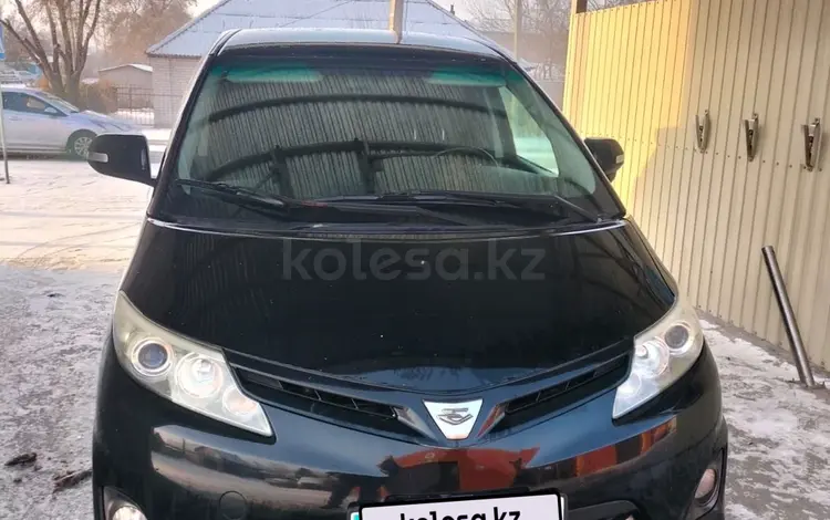 Toyota Previa 2013 годаfor9 500 000 тг. в Семей