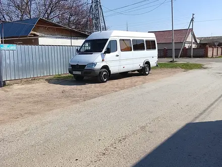 Mercedes-Benz  Sprinter 2002 года за 9 000 000 тг. в Кордай