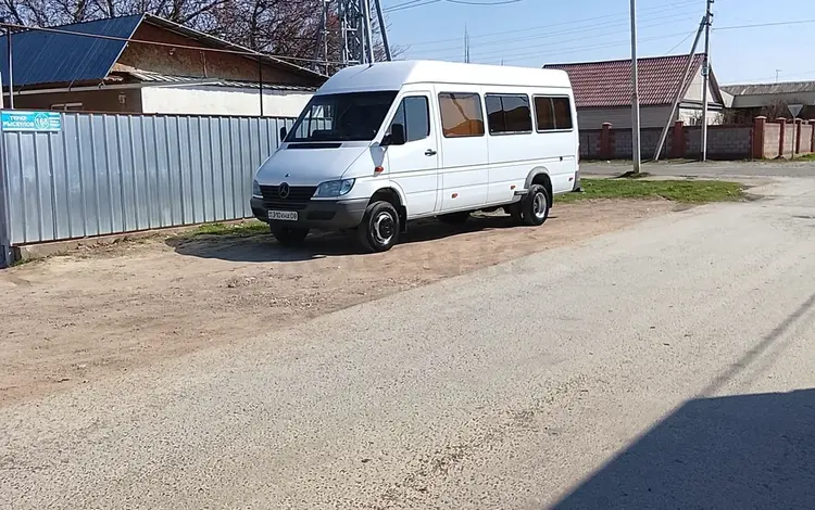 Mercedes-Benz  Sprinter 2002 годаfor9 000 000 тг. в Кордай