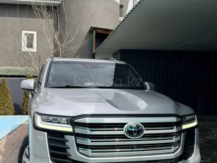 Toyota Land Cruiser 2022 года за 49 500 000 тг. в Алматы – фото 3