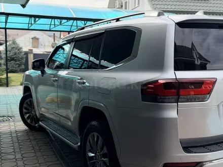 Toyota Land Cruiser 2022 года за 49 500 000 тг. в Алматы – фото 5