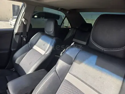 Toyota Camry 2012 года за 5 200 000 тг. в Атырау – фото 13