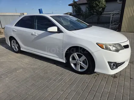 Toyota Camry 2012 года за 5 200 000 тг. в Атырау – фото 4