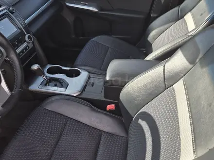 Toyota Camry 2012 года за 5 200 000 тг. в Атырау – фото 9