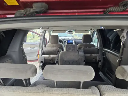 Toyota Sienna 2009 года за 5 000 000 тг. в Атырау – фото 7