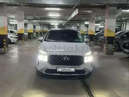 Hyundai Santa Fe 2023 года за 15 300 000 тг. в Астана – фото 16