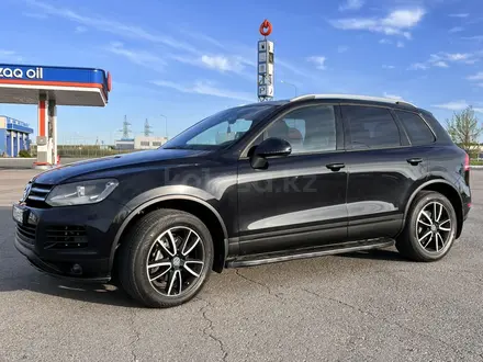 Volkswagen Touareg 2010 года за 10 200 000 тг. в Астана – фото 11