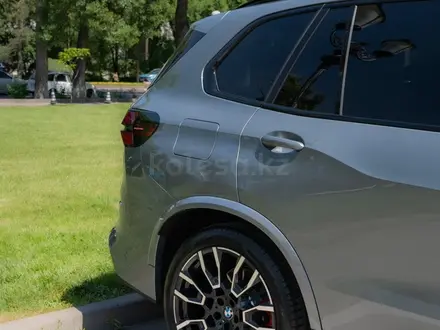 BMW X5 2024 года за 68 900 000 тг. в Алматы – фото 21