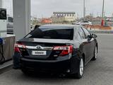 Toyota Camry 2012 года за 6 300 000 тг. в Атырау – фото 2