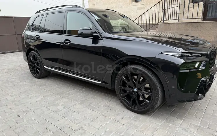 BMW X7 2023 годаүшін63 000 000 тг. в Алматы