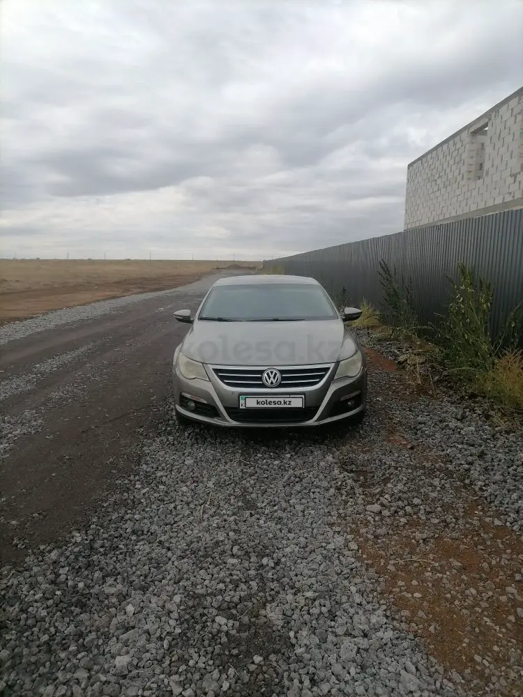 Volkswagen Passat, 2010
