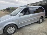 Kia Carnival 2002 года за 2 500 000 тг. в Актау – фото 3