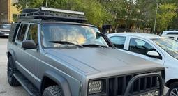 Jeep Cherokee 1998 года за 6 500 000 тг. в Караганда