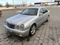 Mercedes-Benz E 320 2001 годаүшін6 500 000 тг. в Караганда – фото 3