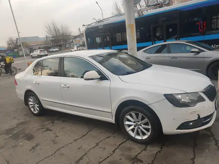 Skoda Superb 2013 года за 4 400 000 тг. в Алматы – фото 12