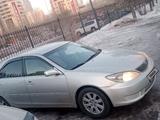 Toyota Camry 2004 годаfor4 680 000 тг. в Астана – фото 2